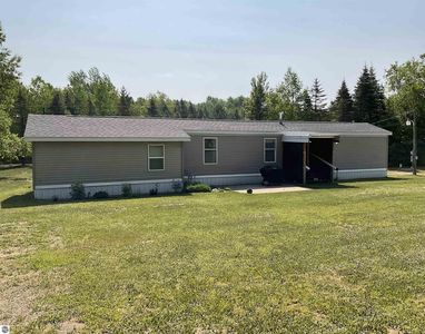 4472 Horseshoe Dr SE, Kalkaska, MI, 49646