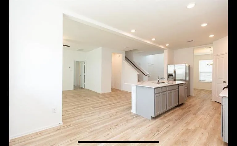 19044 Pinewood Grove Trl — Photo 11