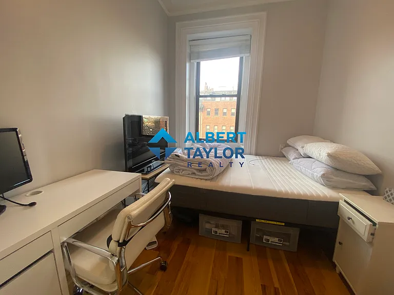 113 Beacon St #5F — Photo 6