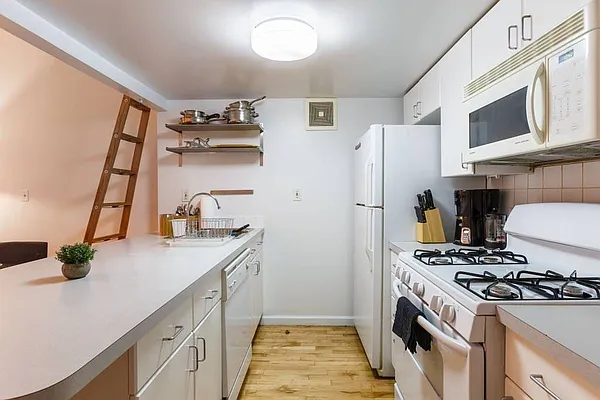 Rented by The Downtown LLC | media 35