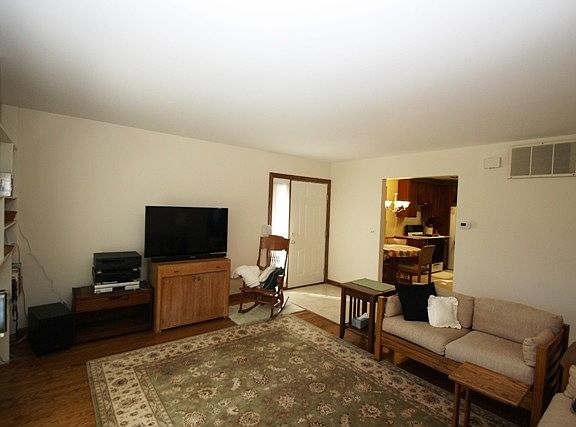 4th image of 1106 Boston Hbr #0