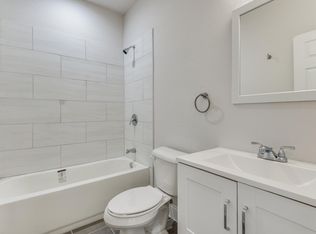 104 Hillcrest St, Lake Dallas, TX 75065