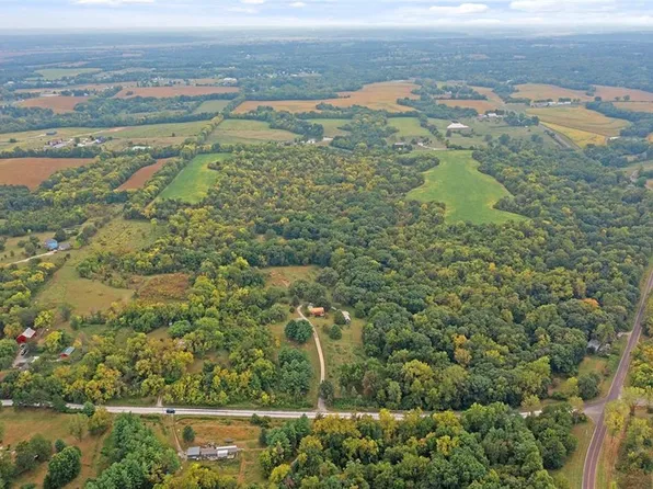 4211 N Koger Rd, Sibley, MO 64088