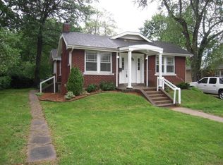 1160 E Meadowmere St, Springfield, MO 65807