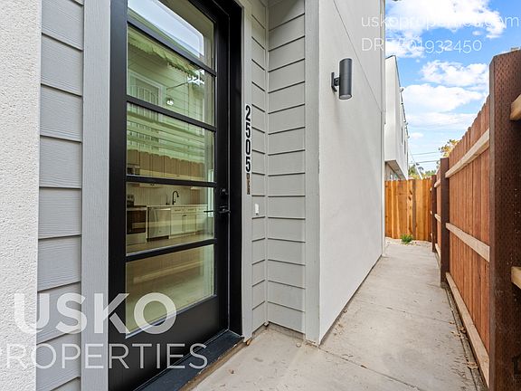 2nd image of 2505 W St #3