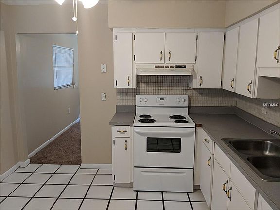 5th image of 4204 Berkley Dr