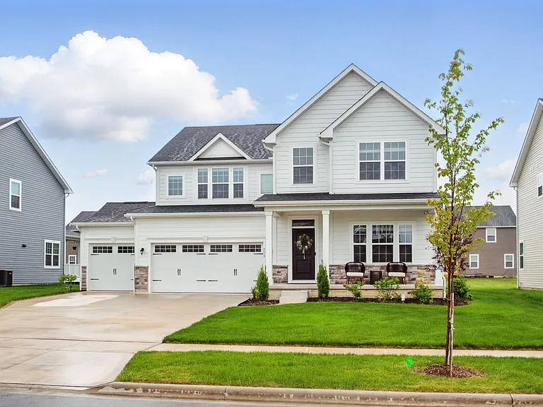 274 Wyman Lake Dr — Photo 1