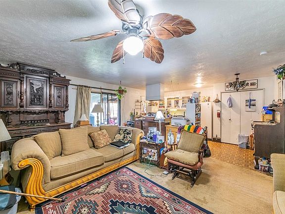 4th image of 6829 Glendale Dr