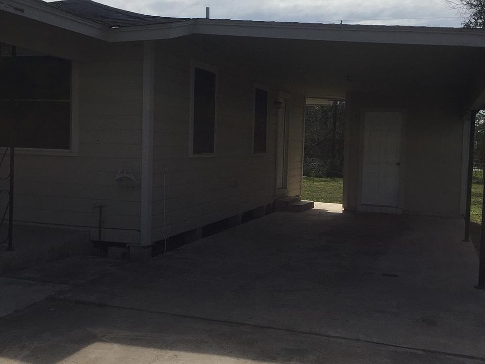 1st image of 4313 Royal Palm St