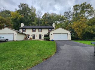21575 Mary Lynn Dr, Brookfield, WI 53045