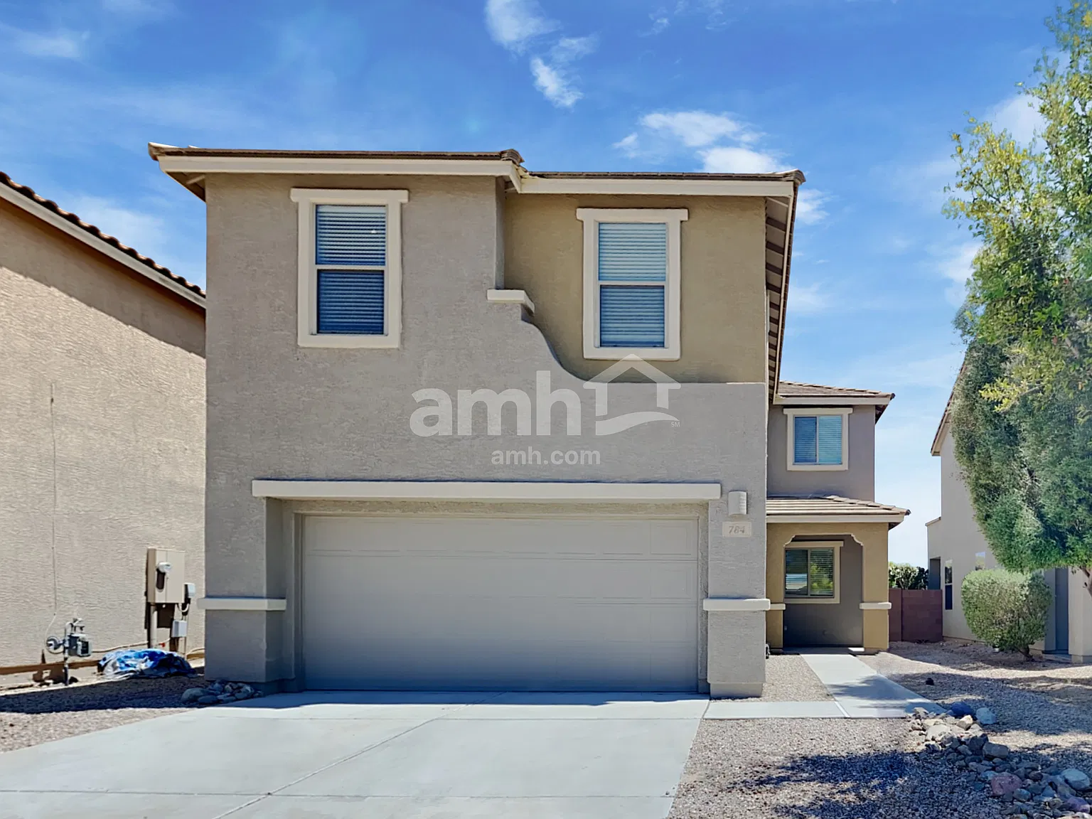 4 bed, 2.5 bath, 1877 sqft, $2,060 — Photo 1