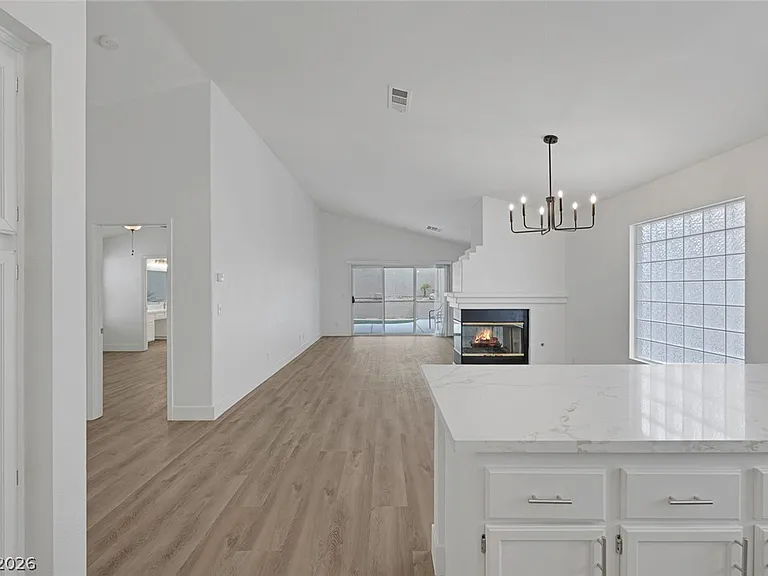 8249 Peaceful Canyon Dr — Photo 12