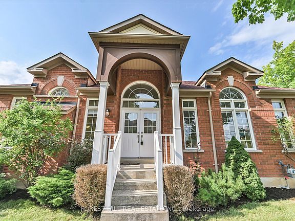5th image of 10 Delray Dr