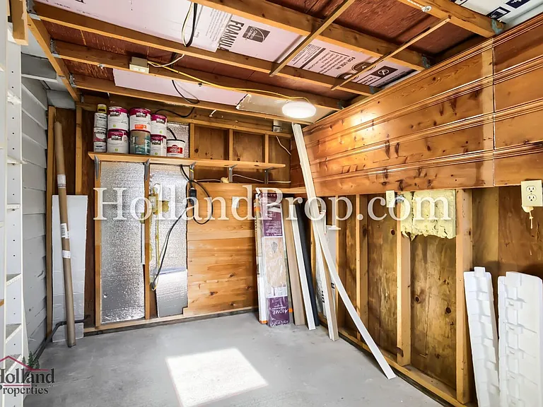 1105 NE Lincoln St — Photo 20