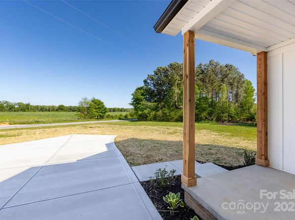 240 Doster Rd, Lancaster, SC 29720