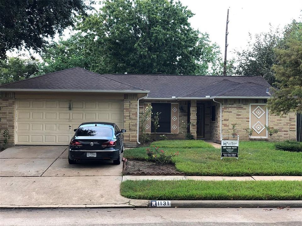 1st image of 1131 E Brompton Dr
