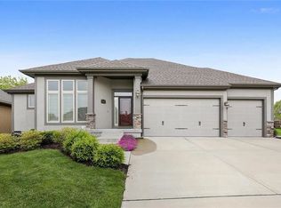 21187 W 115th St, Olathe, KS 66061