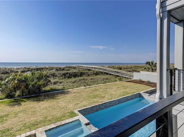 11 Sea Hawk Ln, Hilton Head Island, SC 29928