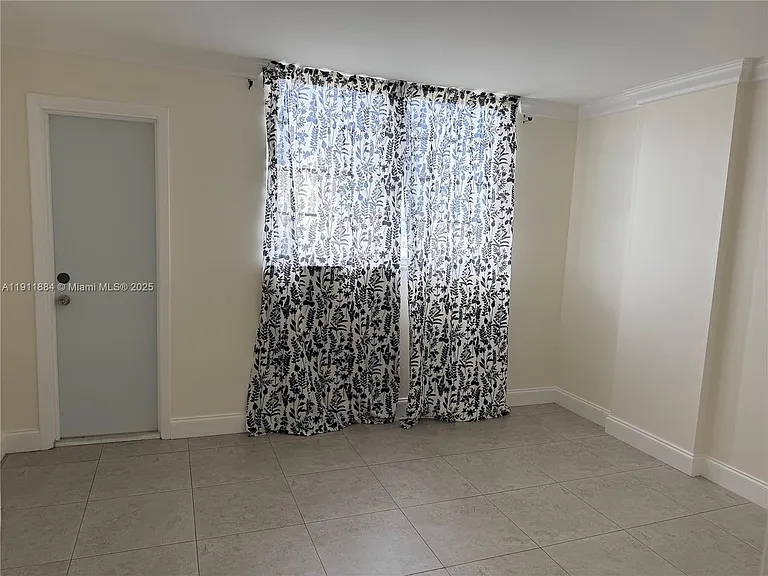 3703 NE 166th St #910 — Photo 20