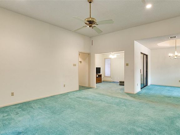 3rd image of 3600 Date Palm Ave