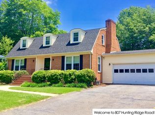 807 Hunting Ridge Rd, Martinsville, VA 24112