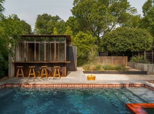938 N Clinton Ave, Dallas, TX 75208