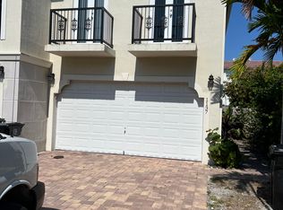 1133 NE 10th Ave, Fort Lauderdale, FL 33304