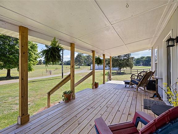 4th image of 248 Erwin Rd SE