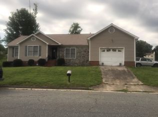4100 Hope Valley Ln, Greensboro, NC 27401