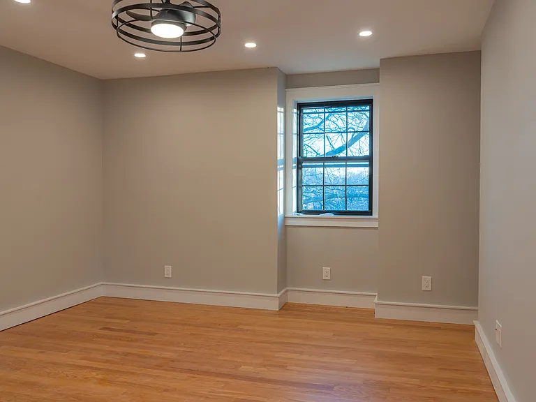 85 Cannon St #2 — Photo 22