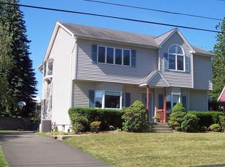 17 Brooks Dr, Stony Point, NY 10980