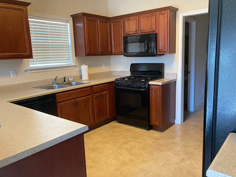2795 Gatewater Ct — Photo 7