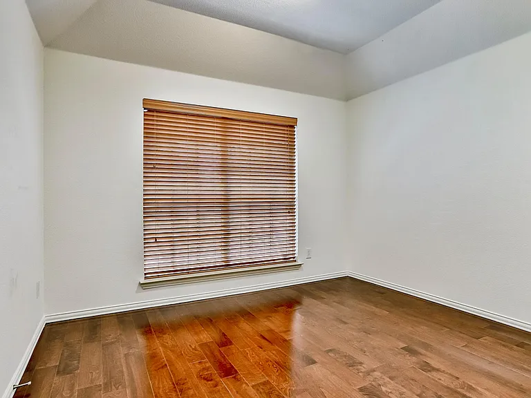 2853 Cascade Cove Dr — Photo 6