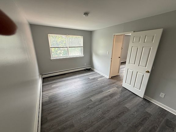 2nd image of 2307 N Harrison St APT 13