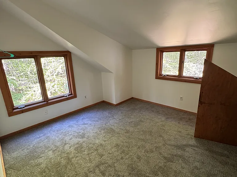 9 Jade Ln #B — Photo 4