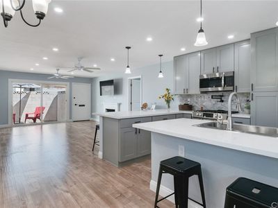 661 S Indian Hill Blvd APT A, Claremont, CA, 91711