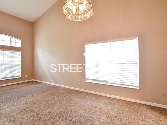 5th image of 582 Lisa Karen Cir
