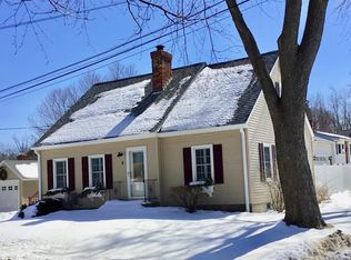 3 Bagley Ave, Fitchburg, MA 01420