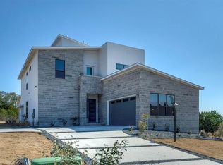 900 Barrie Dr, Austin, TX 78734