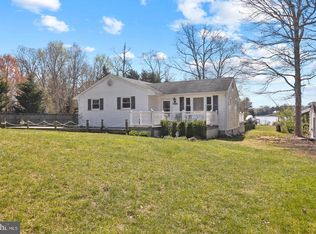 24380 Half Pone Point Rd, Hollywood, MD 20636