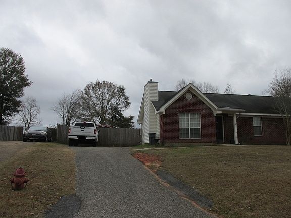 3rd image of 3005 Barlett Dr