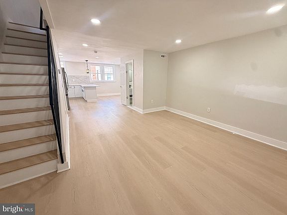 3rd image of 5545 Springfield Ave
