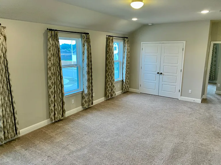 15420 Iveans Way — Photo 34