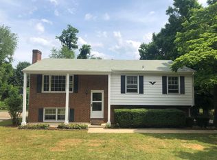 5335 Cave Spring Ln, Roanoke, VA 24018