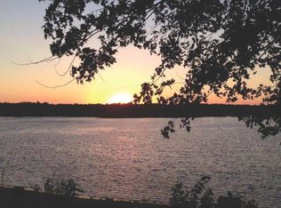 19740 Baldwin Beach Rd, Havana, IL 62644