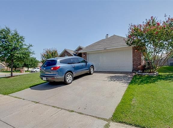 3rd image of 8201 Shoshoni Dr