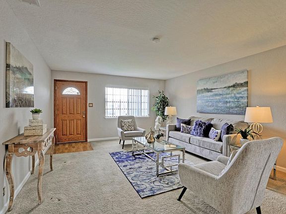 4th image of 2326 Amethyst Dr