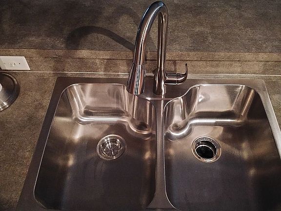 9 inch deep sink/faucet 2018