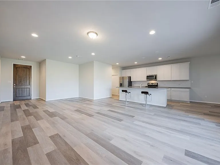 204 Cold Spring Loop — Photo 19