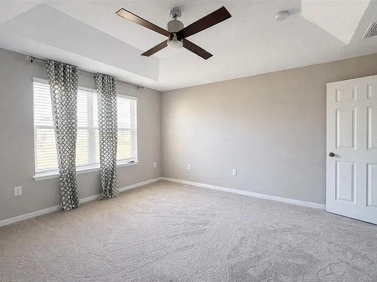 3749 Brighton Park Cir — Photo 20